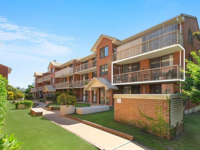 Apartment for sale in Palm Beach, Gold Coast City