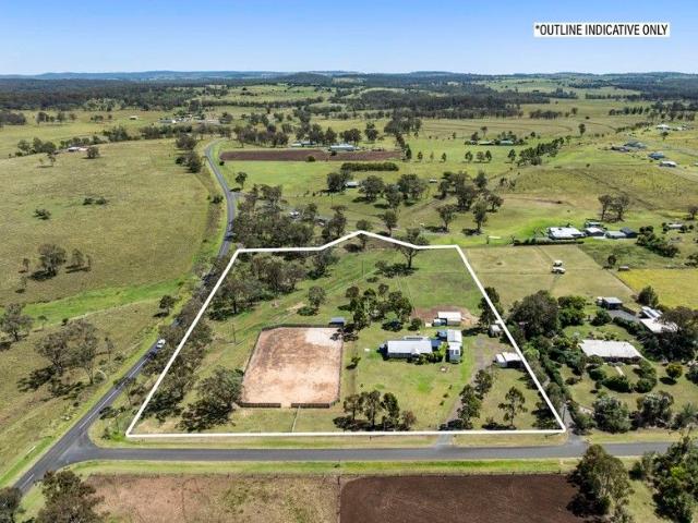 Cottage for sale in Goombungee, Queensland