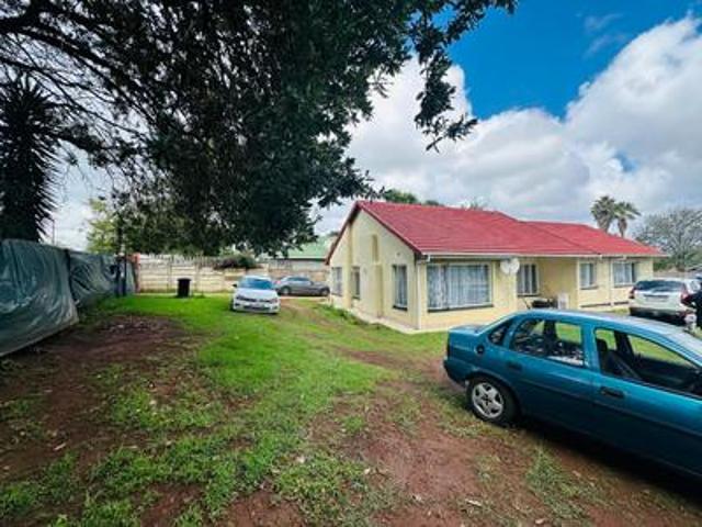House for sale in Kempton Park