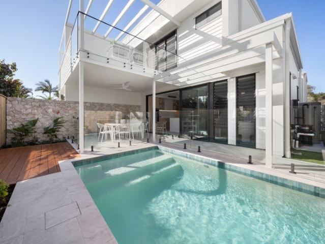 Duplex for sale in Kings Creek, Queensland