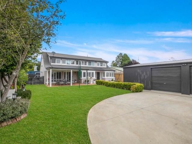 House for sale in Robertson, New South Wales