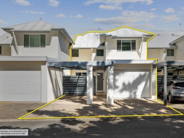 House for sale in Benowa, Gold Coast City