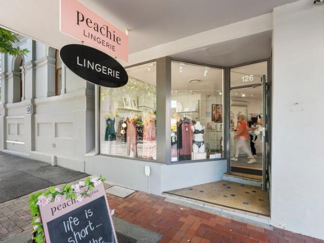 Retail for rent in Canterbury, Melbourne