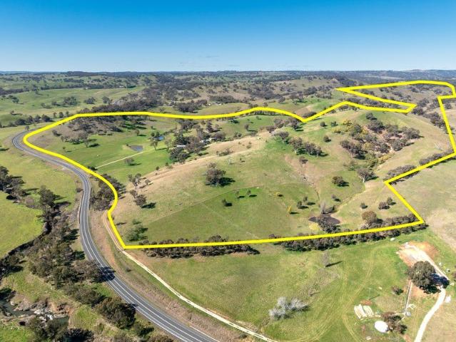 Cottage for sale in Borenore, New South Wales