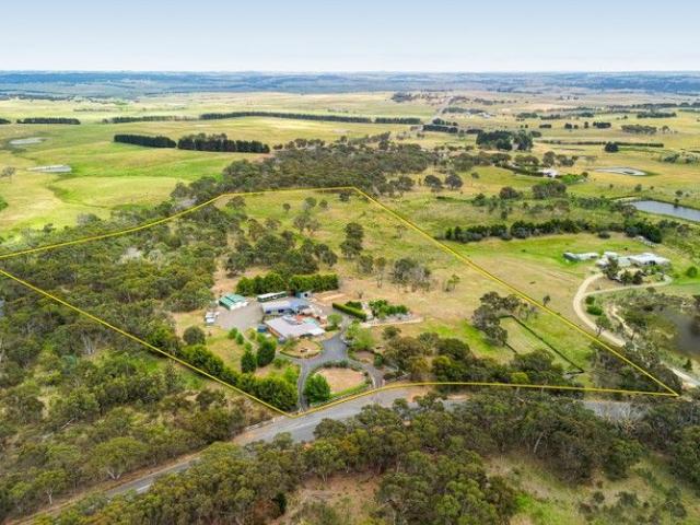 Cottage for sale in Goulburn