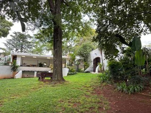 House for sale in Waterkloof, Gauteng