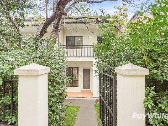 Townhouse for sale in Sydney, New South Wales