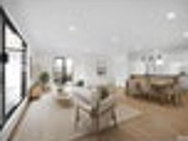 Townhouse for sale in Kelston