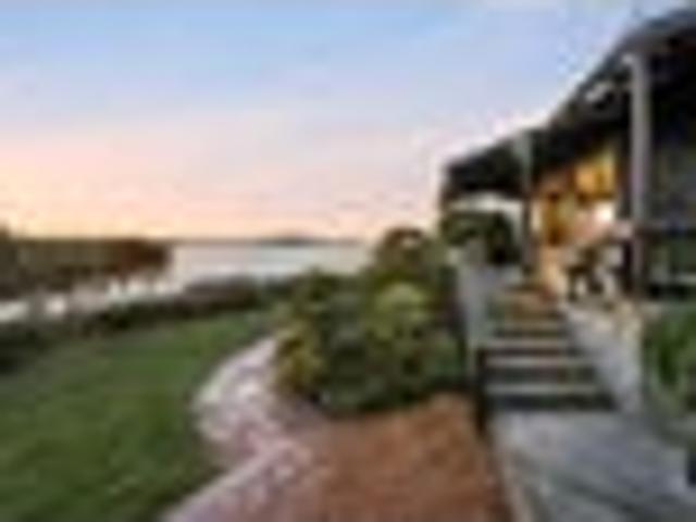 House for sale in Castor Bay, Devonport-Takapuna
