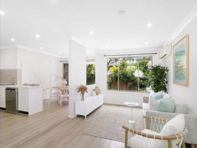 Townhouse for rent in Sydney, New South Wales