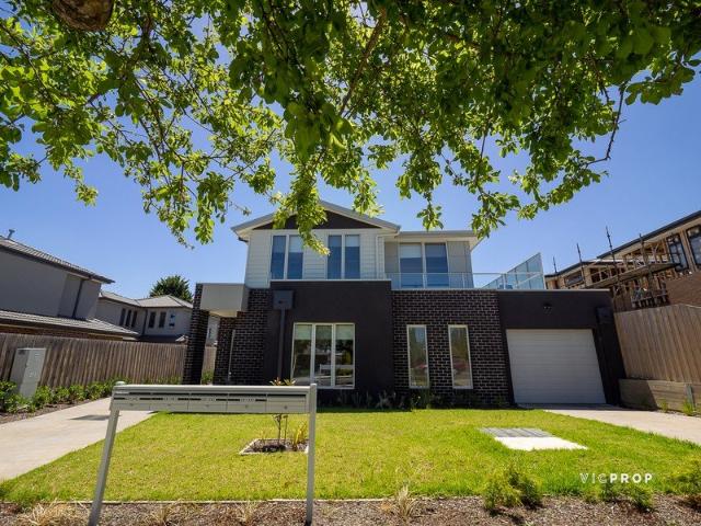 Townhouse for rent in Camerons Creek, Victoria