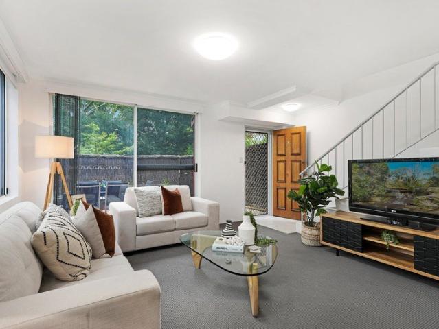 Townhouse for rent in Marsfield, Sydney