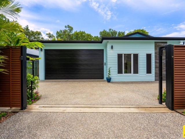 House for sale in Palm Cove