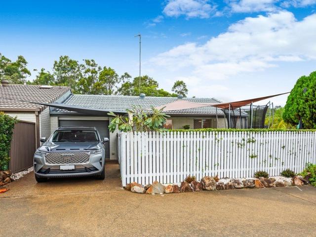 Duplex for sale in Fernbrook, Queensland