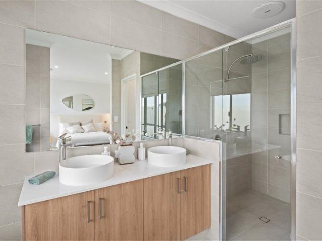 Cottage for sale in Ravenswood, Western Australia