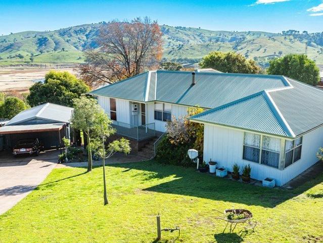 House for sale in Tallangatta, Victoria