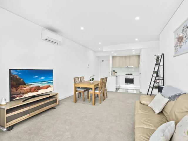 Apartment for rent in Wollongong West, New South Wales