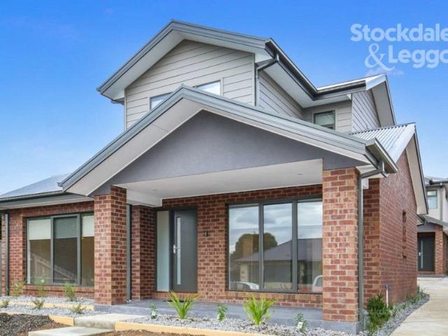 Townhouse for rent in Camerons Creek, Victoria