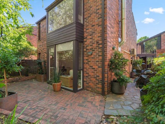 Townhouse for sale in Horseshoe Creek, South Australia