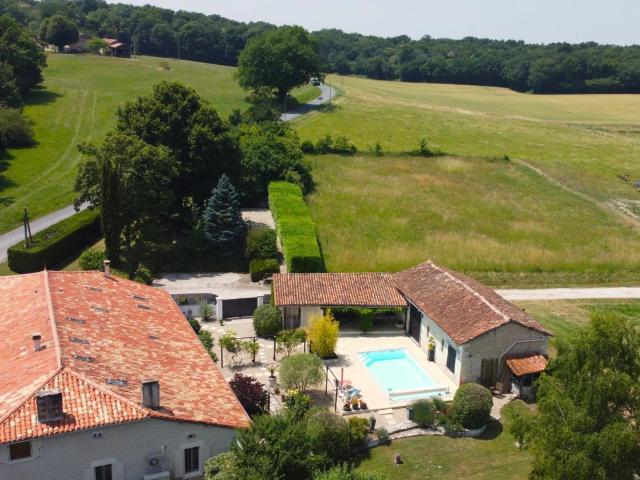 Maison vente à France métropolitaine, Saint-laurent-des-combes