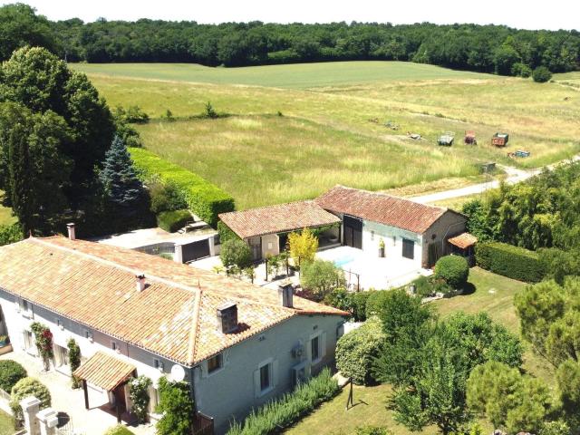 Maison vente à France métropolitaine, Saint-laurent-des-combes