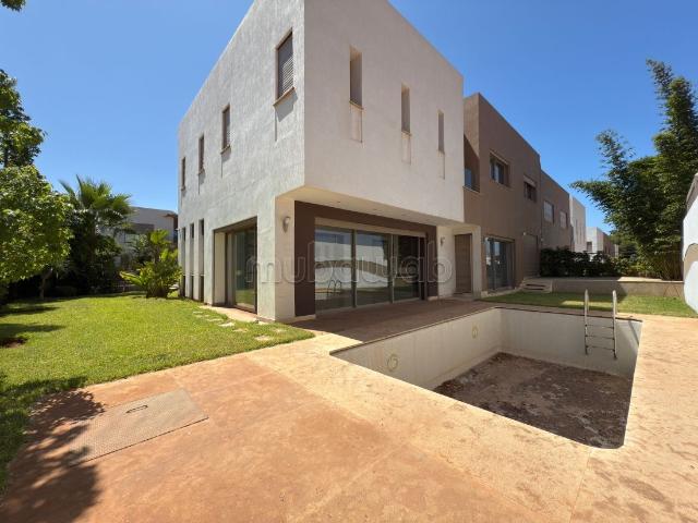 Villa location à Bouskoura, Gharb-Chrarda-Beni Hssen