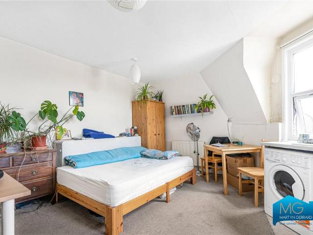 Apartment for rent in High Barnet, Isle Of Man