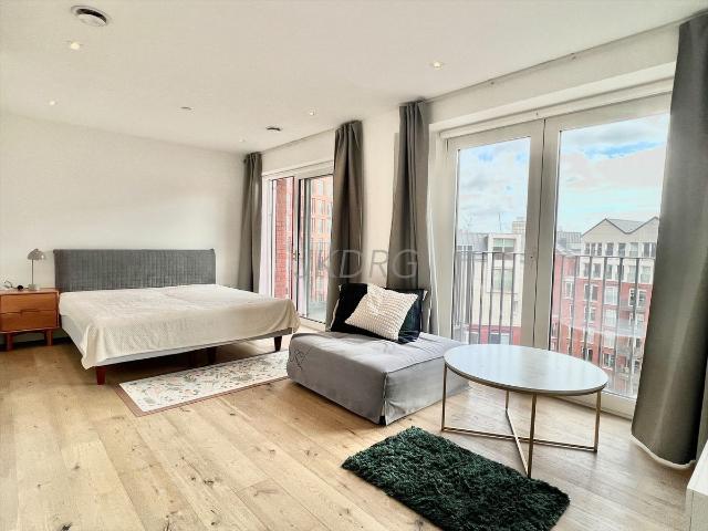 Apartment for rent in Oval, Greater London