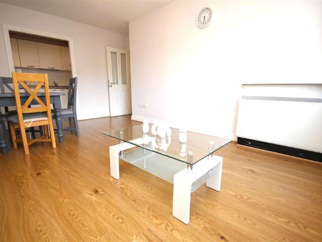 Apartment to rent in Tallaght, North Tipperary