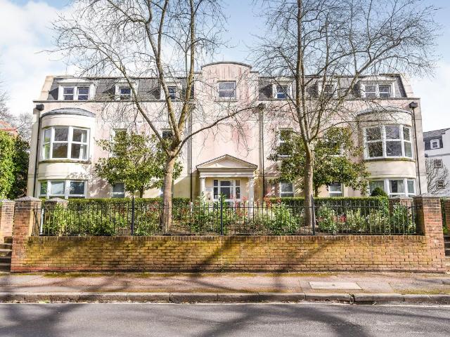 Apartment for rent in St James, Sandown Park