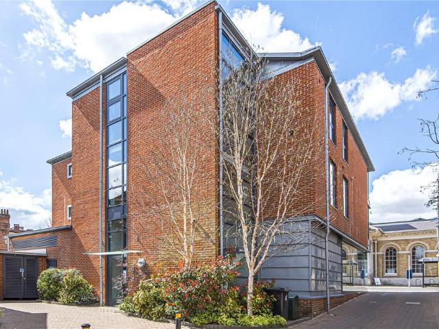 Apartment for rent in Hampshire