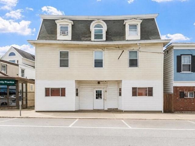 House for sale in Athol, Massachusetts