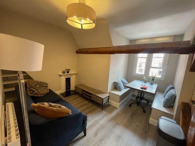 Apartment to rent in Bluebell, North Tipperary