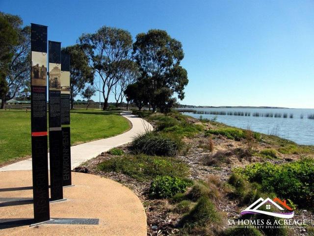 Land for sale in Meningie, South Australia