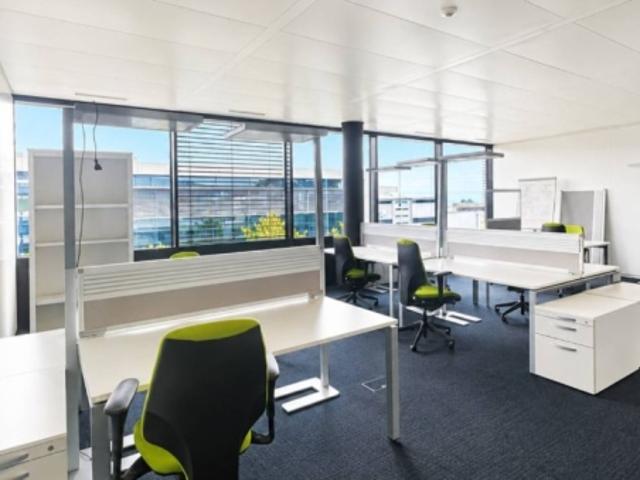 Büro mieten in Eysins, Waadt