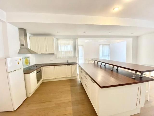 Apartament închirieri în Colțea, București