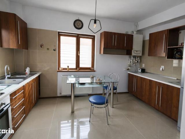 Casă vânzări