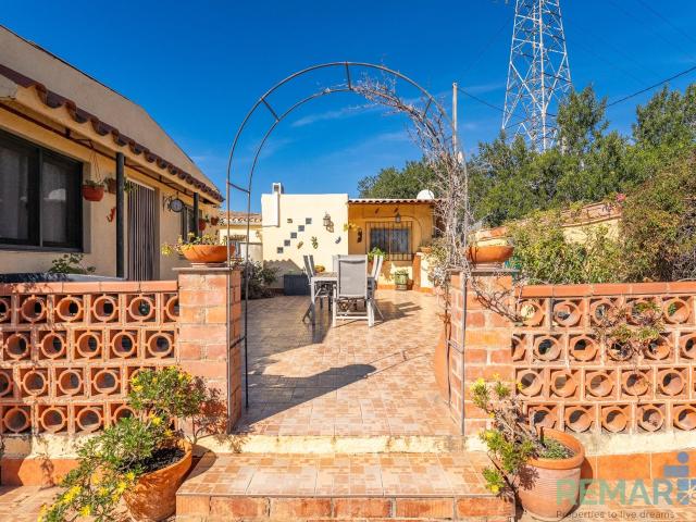 Casa en venta en Montbrió Del Camp