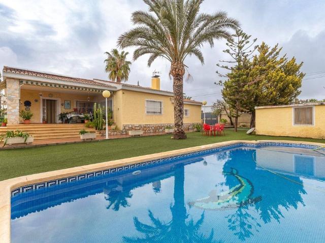 Casa en venta en San Vicente Del Raspeig, Sol y Luz