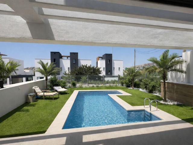 Chalet en venta en Nueva Atalaya, Costa del Sol Occidental