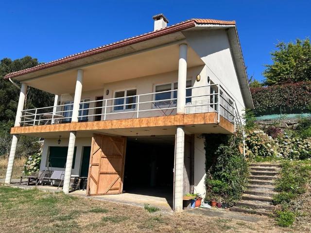 Casa en venta en Veigue, Sada