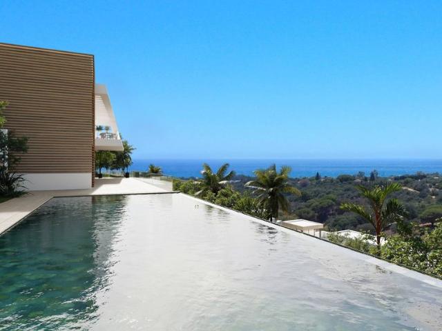 Casa en venta en Elviria, Costa del Sol Occidental