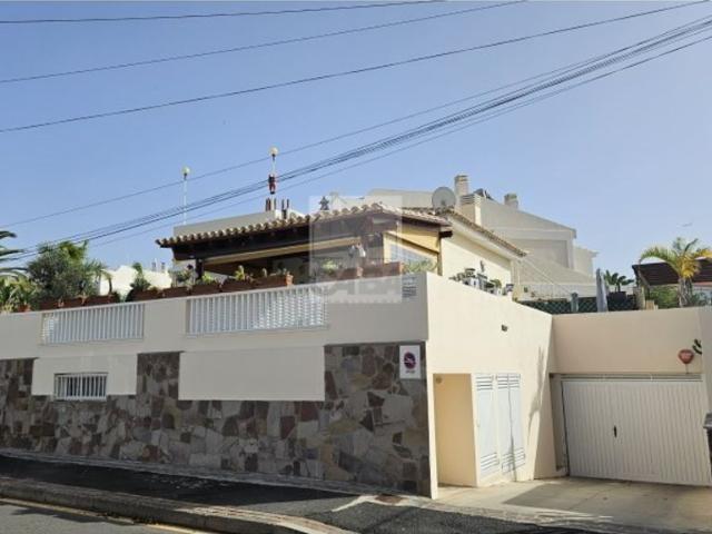 Chalet en venta en Palm-Mar, Arona, Arona