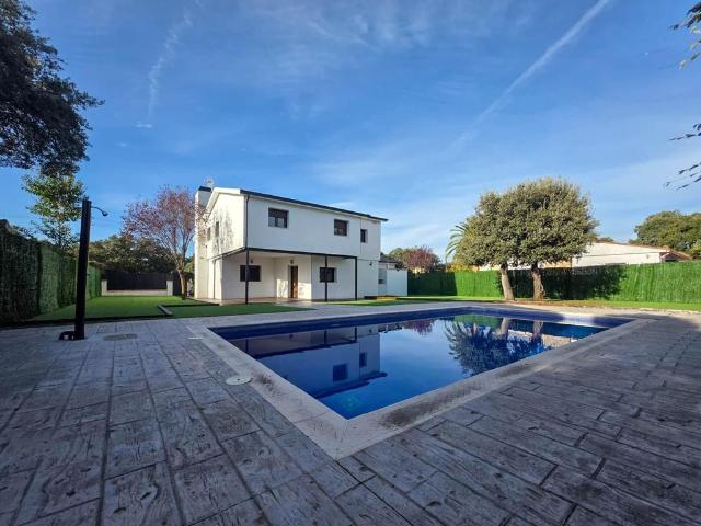 Casa en alquiler en Montecalderón, El Casar
