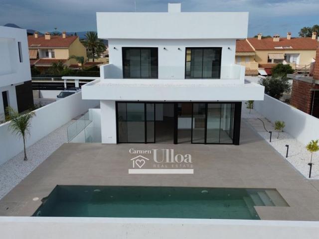 Casa en venta en San Juan De Alicante, La Font