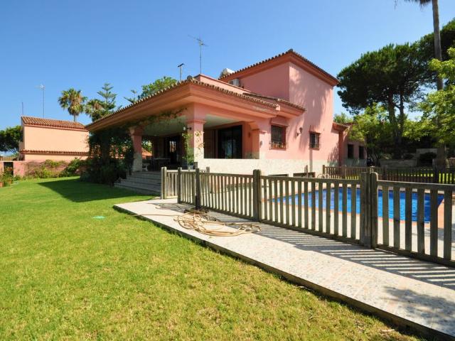 Casa en venta en Casares, Málaga