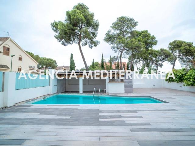 Casa en venta en l'Horta Nord, Valencia