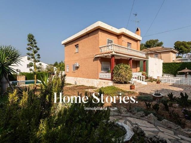 Casa en venta en l'Horta Nord, Valencia