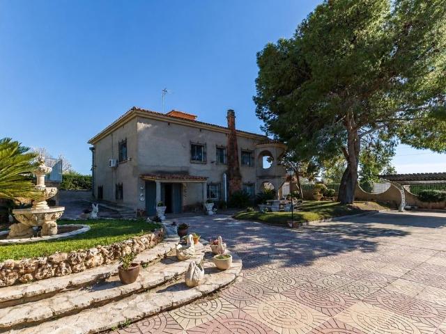Casa en venta en Urbanització Vistacalderona, el Camp de Túria