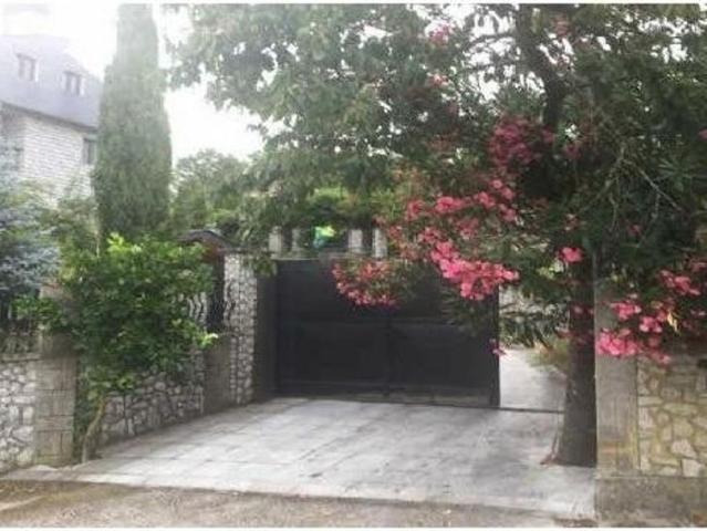 Casa en venta en O Mesón, Ourense